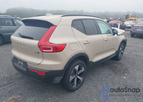 2025 Volvo Xc40 B5 Plus Dark Theme из США, поврежденный, VIN YV4L12UC2S2452501